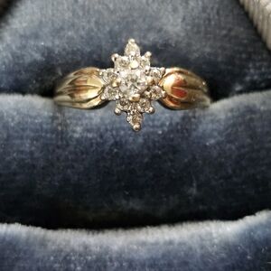 10k CZ Yellow Gold Ring
